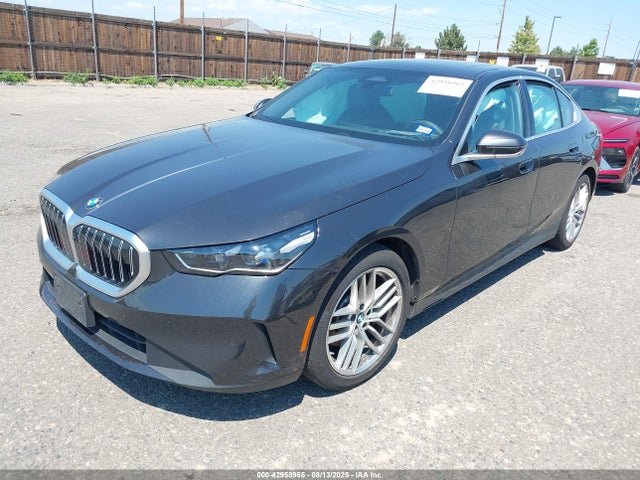 BMW 530I 2024 WBA53FJ07RCS07301 Image 2