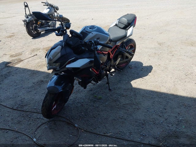 JKAZRCK19PA015731 Kawasaki Z H2