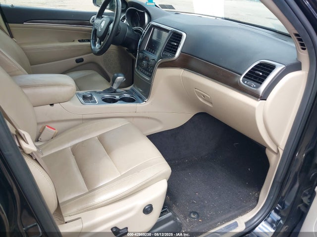 1C4RJFBG5JC454214 Jeep Grand Cherokee