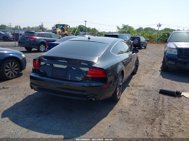 2014 AUDI A7 WAUWGAFC2EN125991 Photo 3