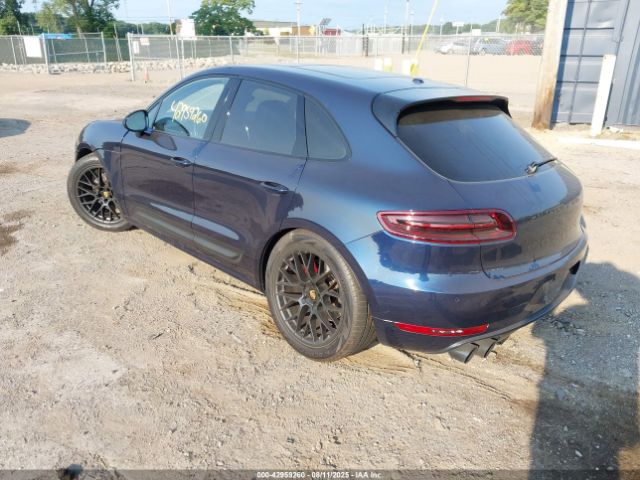 2017 PORSCHE MACAN WP1AG2A50HLB55002 Photo 2