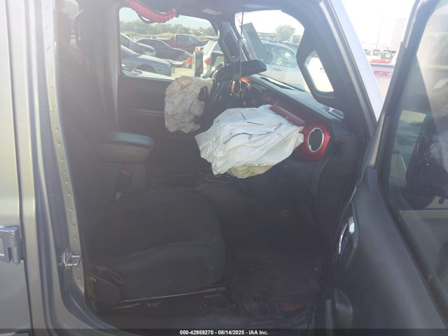 1C4JJXFMXMW608261 Jeep Wrangler