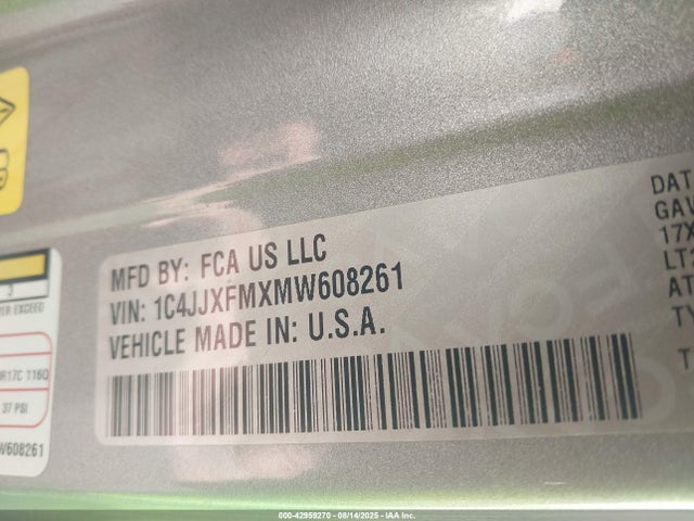 1C4JJXFMXMW608261 Jeep Wrangler