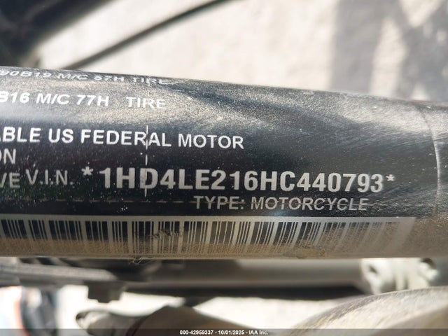 2017 HARLEY-DAVIDSON XL883 1HD4LE216HC440793 Photo 9