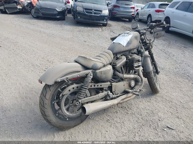 2017 HARLEY-DAVIDSON XL883 1HD4LE216HC440793 Photo 3