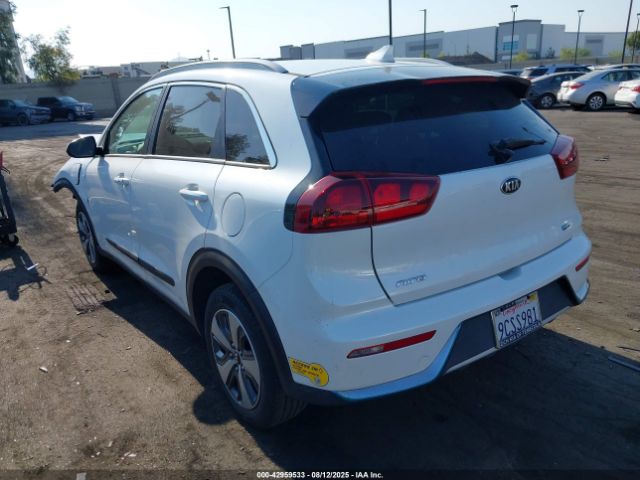 2019 KIA NIRO PLUG-IN HYBRID KNDCM3LD9K5343834 Photo 2