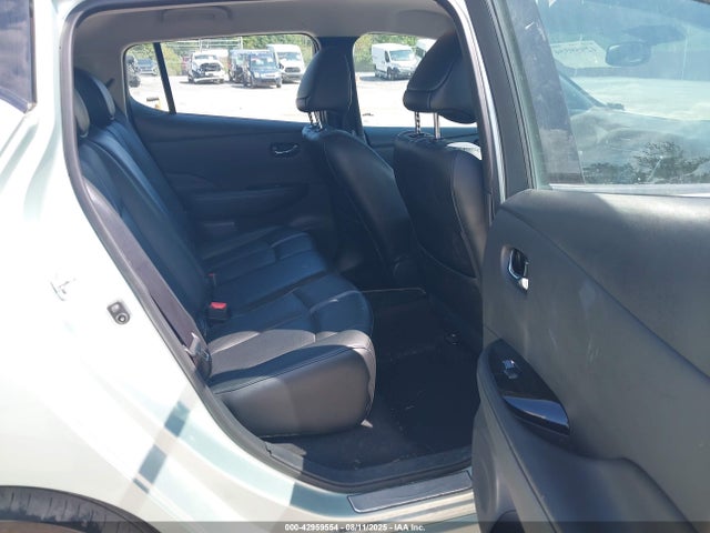 Nissan Leaf 2018 1N4AZ1CP2JC307846 Image 8