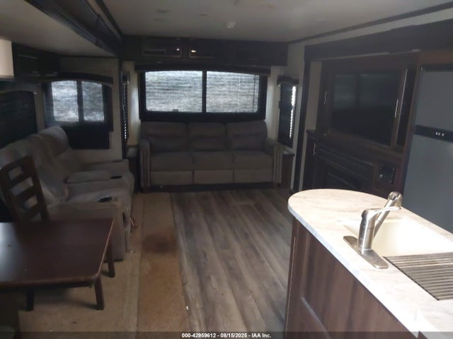 1UJBJ0BT0K1T20316 Jayco Jayco