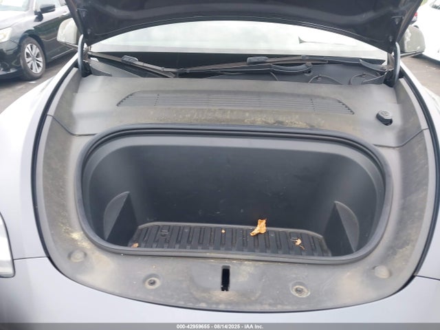 2021 TESLA MODEL Y 5YJYGDEE0MF258469 Photo 9