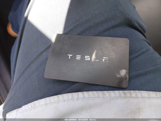 2021 TESLA MODEL Y 5YJYGDEE0MF258469 Photo 10