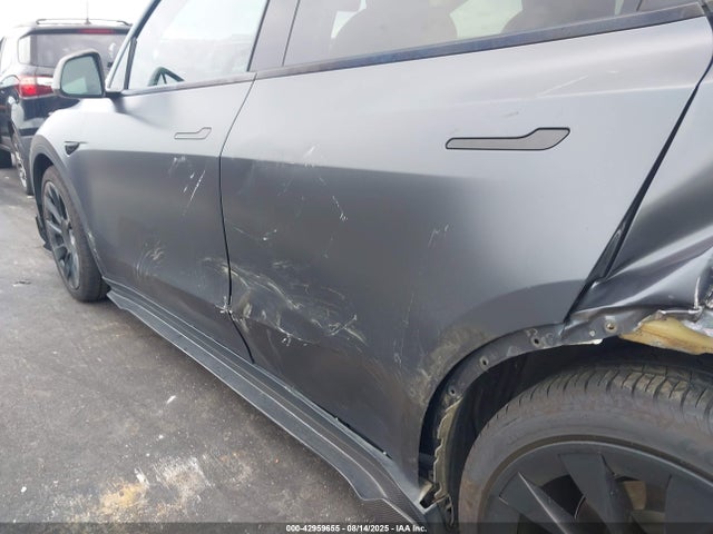 5YJYGDEE0MF258469 Tesla Model Y