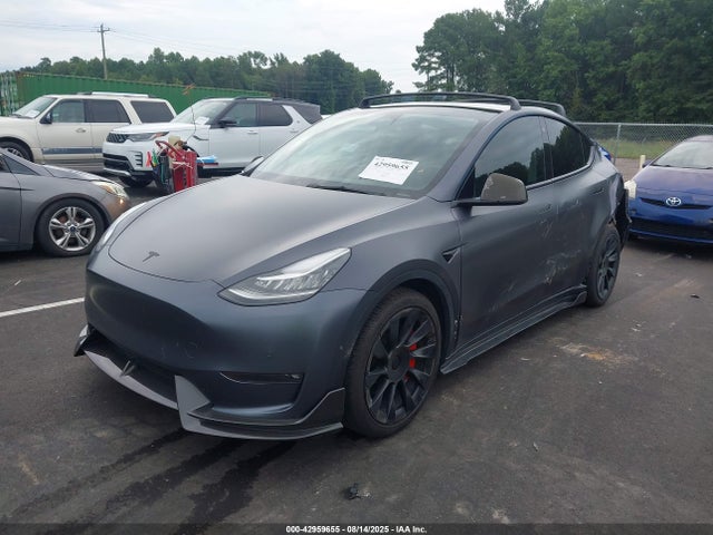 2021 TESLA MODEL Y 5YJYGDEE0MF258469 Photo 1