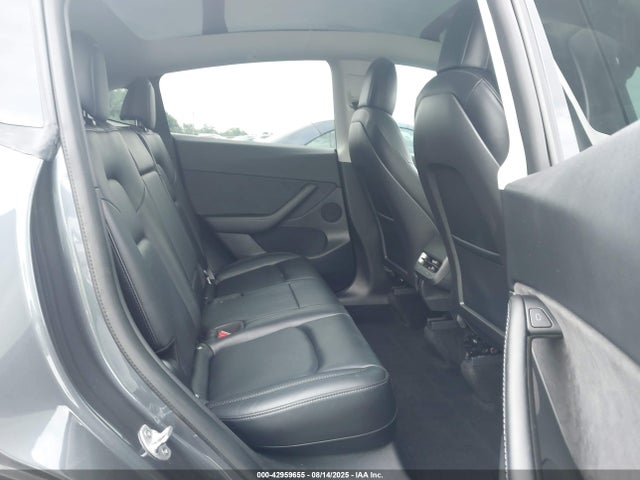 2021 TESLA MODEL Y 5YJYGDEE0MF258469 Photo 7