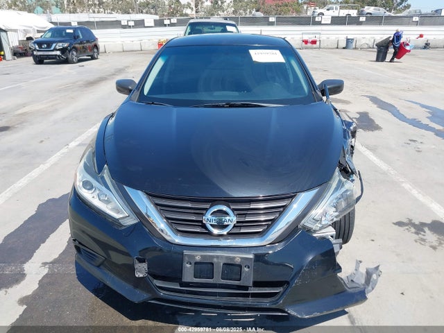 1N4AL3AP8HN306148 Nissan 2017