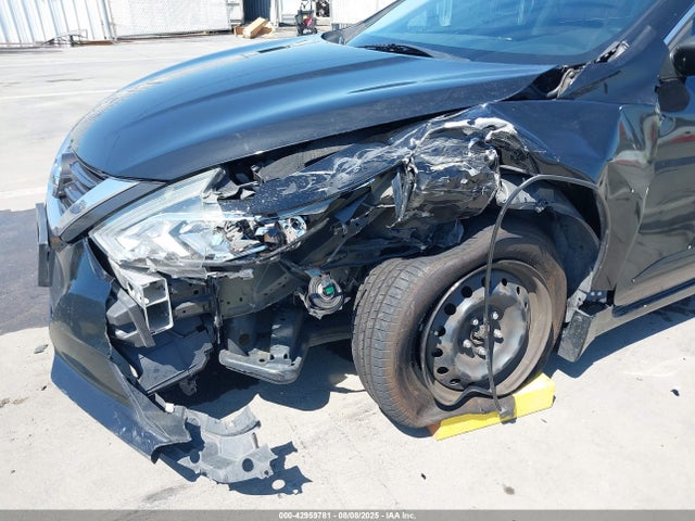 1N4AL3AP8HN306148 Nissan 2017