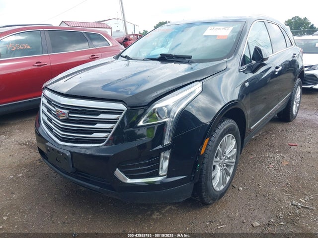2017 CADILLAC XT5 1GYKNARS2HZ110764 Photo 1