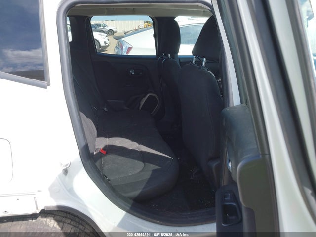 Jeep Renegade 2016 ZACCJAATXGPD42472 Image 8