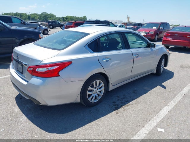 1N4AL3AP6HC252490 Nissan 2017