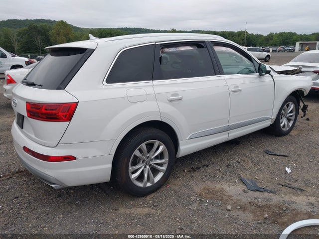 2019 AUDI Q7 WA1AAAF7XKD013985 Photo 3