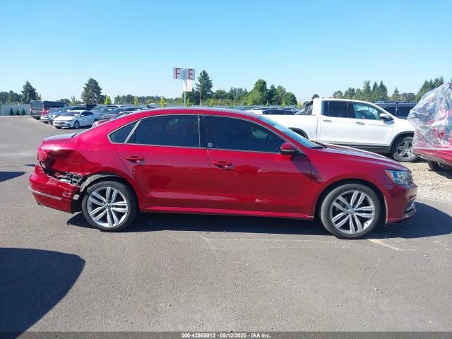 1VWLA7A36KC009036 Volkswagen Passat