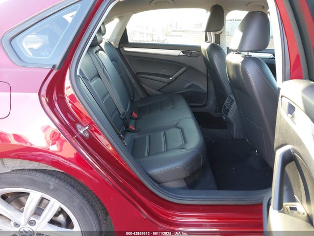 Volkswagen Passat 2019 1VWLA7A36KC009036 Image 8