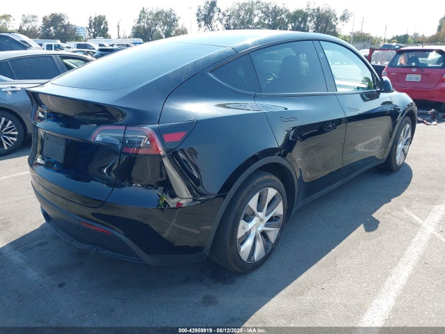 2023 TESLA MODEL Y 7SAYGDED9PF947859 Photo 3