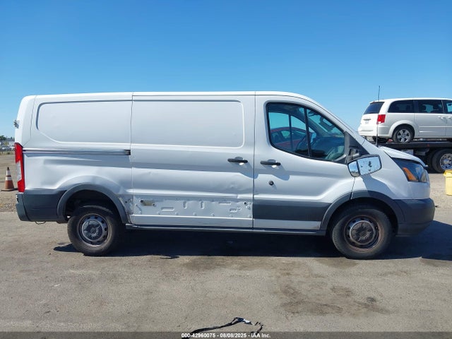 Ford Transit 2016 1FTYE1YM4GKA07369 Image 13