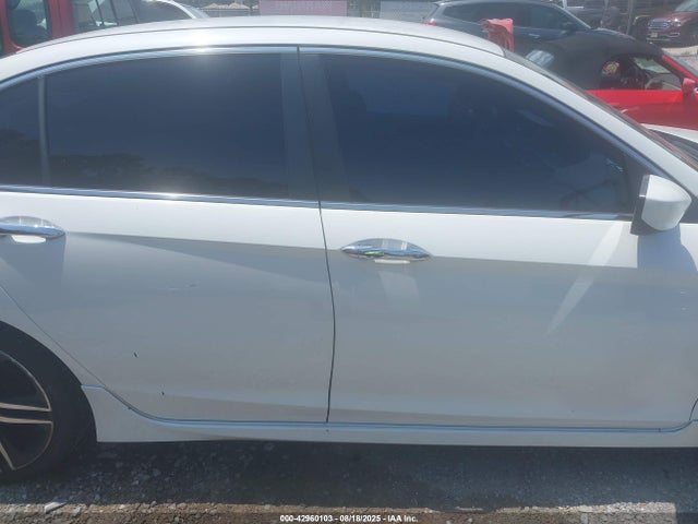 1HGCR2F53GA097427 Honda k24w1