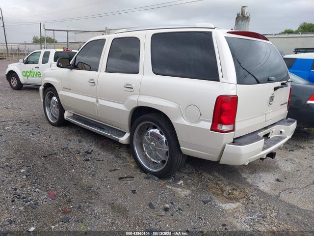 2006 CADILLAC ESCALADE 1GYEC63N86R110123 Photo 2