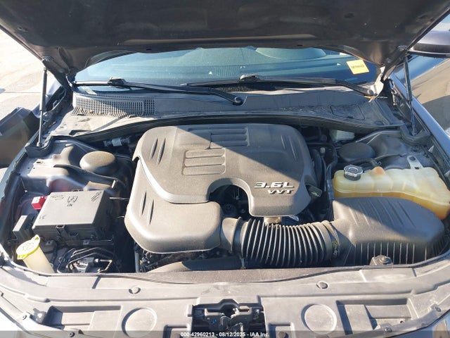 2C3CCAGG2JH256378 Chrysler 300
