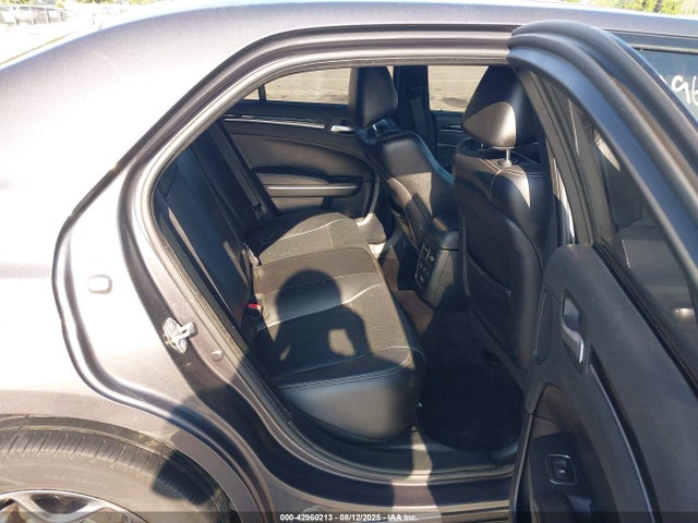 2C3CCAGG2JH256378 Chrysler 300