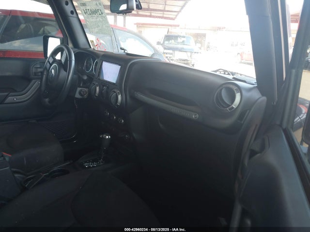 1C4BJWDG0HL551975 Jeep 2017