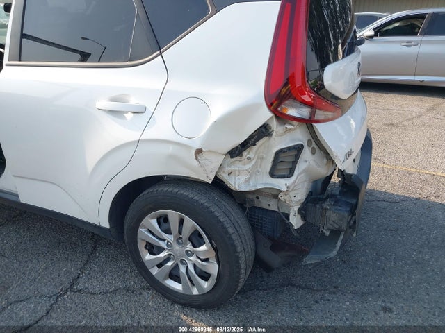 KNDJ23AU9M7765898 KIA mpi nu
