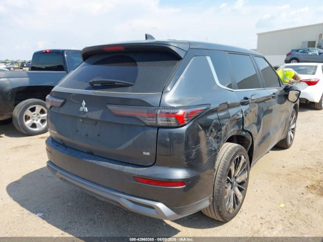 2025 MITSUBISHI OUTLANDER JA4J3VA87SZ015570 Photo 3