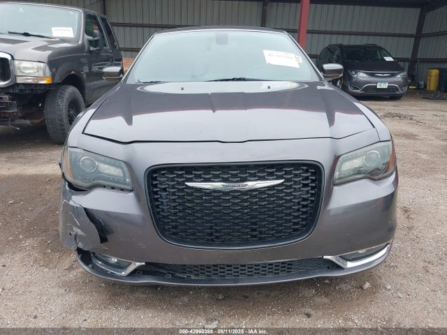 Chrysler 300 2018 2C3CCAGG7JH149245 Image 12