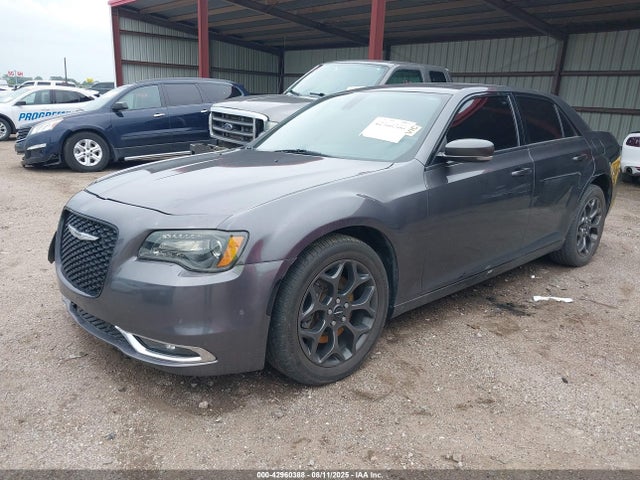 Chrysler 300 2018 2C3CCAGG7JH149245 Image 2