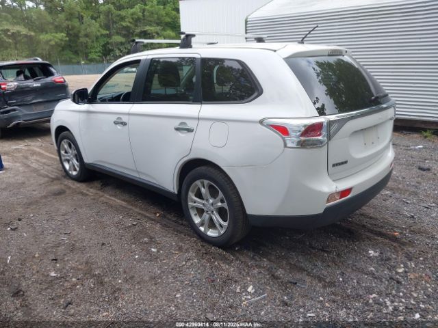 2014 MITSUBISHI OUTLANDER JA4AD3A33EZ019934 Photo 2