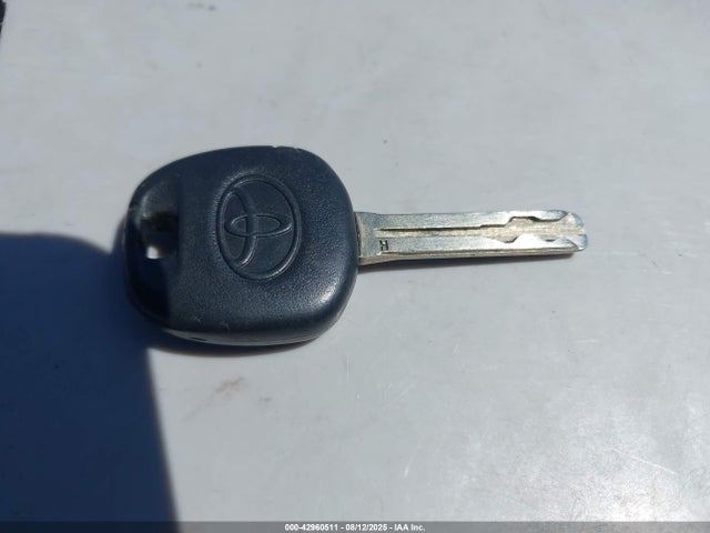JTDEPRAE6LJ030361 Toyota COROLLA LE
