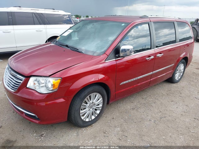 2C4RC1JG1GR121345 Chrysler Town and Country