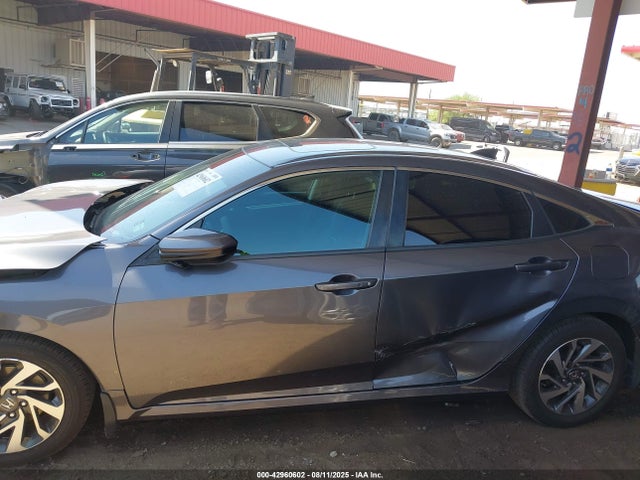 Honda CIVIC EX 2018 2HGFC2F79JH529639 Image 14