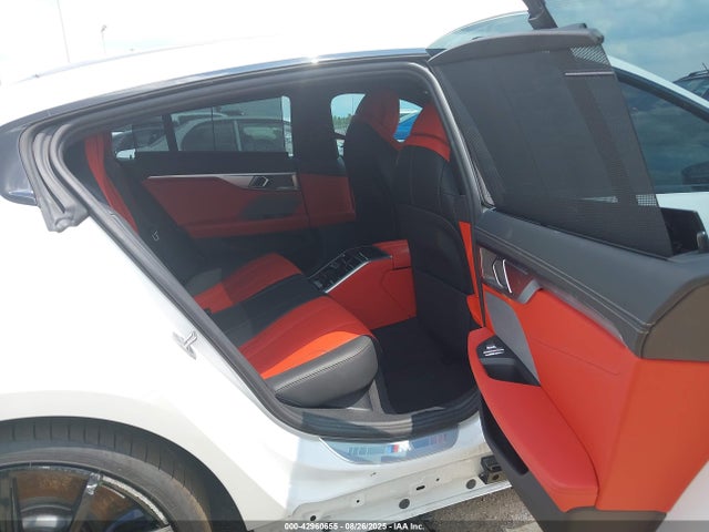 BMW m850i 2025 WBAGV8C00SCT29211 Image 8