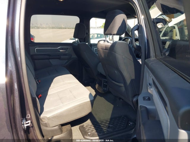 RAM 1500 2021 1C6RREFM9MN712074 Image 8