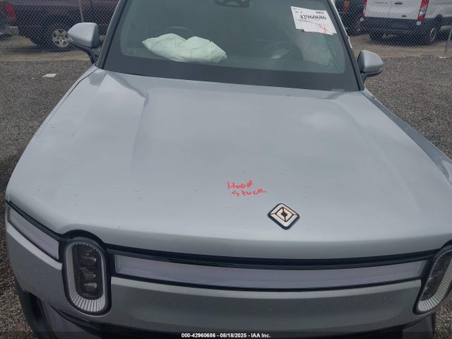 7PDSGBBA7PN029751 Rivian 2023