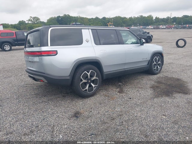 7PDSGBBA7PN029751 Rivian 2023