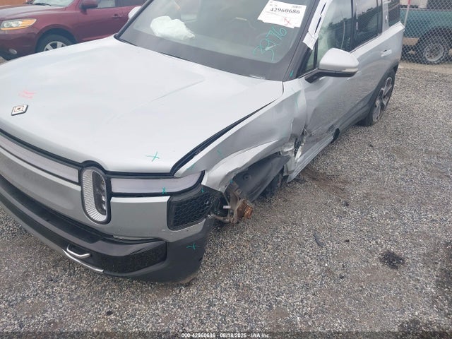 7PDSGBBA7PN029751 Rivian 2023
