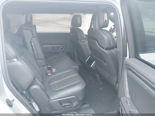 7PDSGBBA7PN029751 Rivian 2023