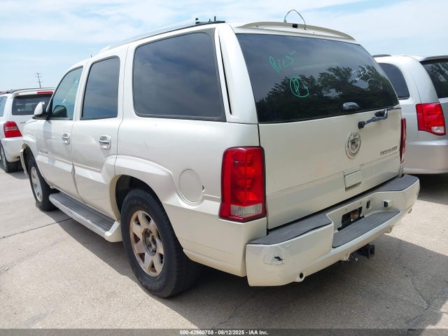2005 CADILLAC ESCALADE 1GYEC63N25R241367 Photo 2