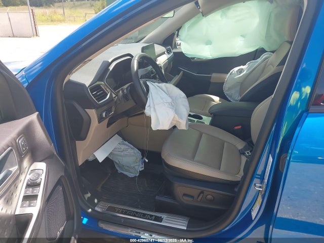 1FMCU0H62LUC06228 Ford Escape