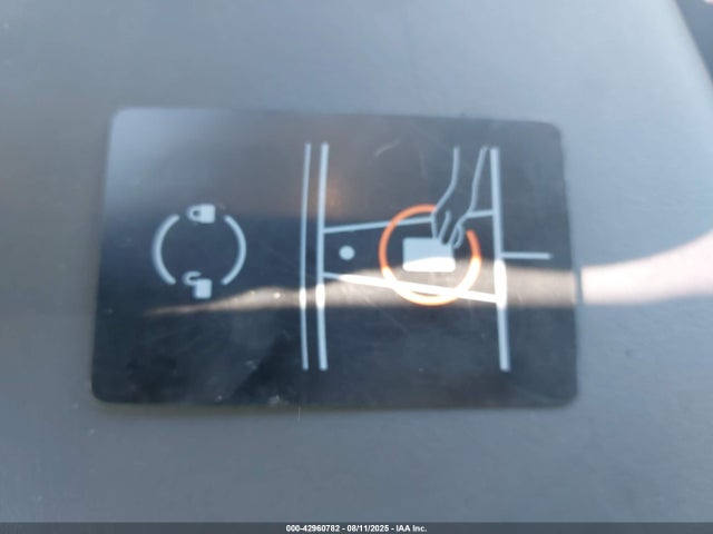 2023 TESLA MODEL 3 5YJ3E1EA0PF406555 Photo 10