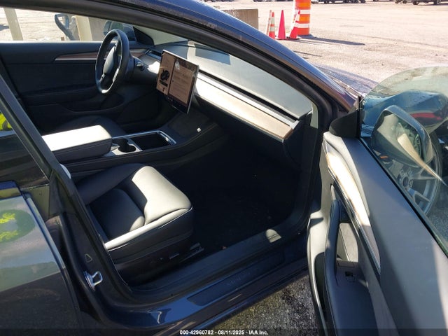 2023 TESLA MODEL 3 5YJ3E1EA0PF406555 Photo 4